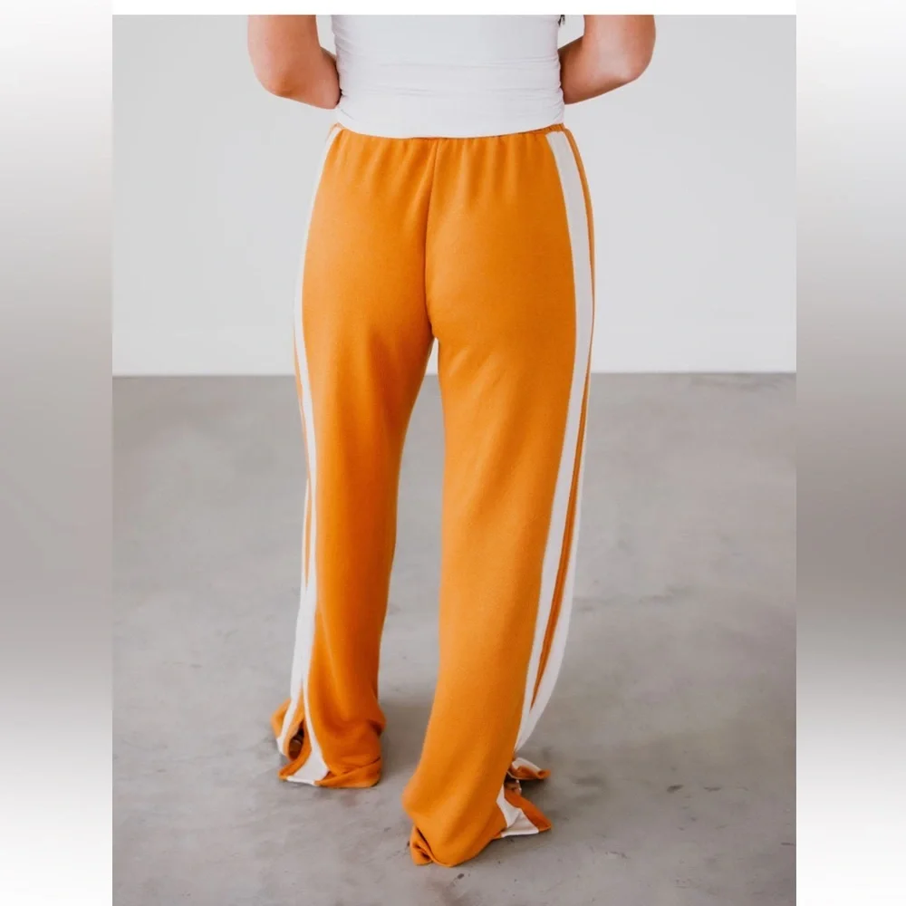 WIN WIN Wide Leg Sweatpants Pull On With A Drawstring Pumpkin Color Size Large - Picture 2 of 8